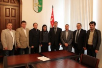Шамиль Адзынба встретился с представителями Федерации смешанных единоборств России